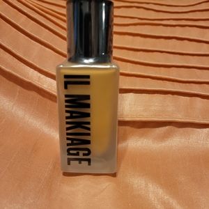 IL MAKIAGE Woke up like this foundation #140